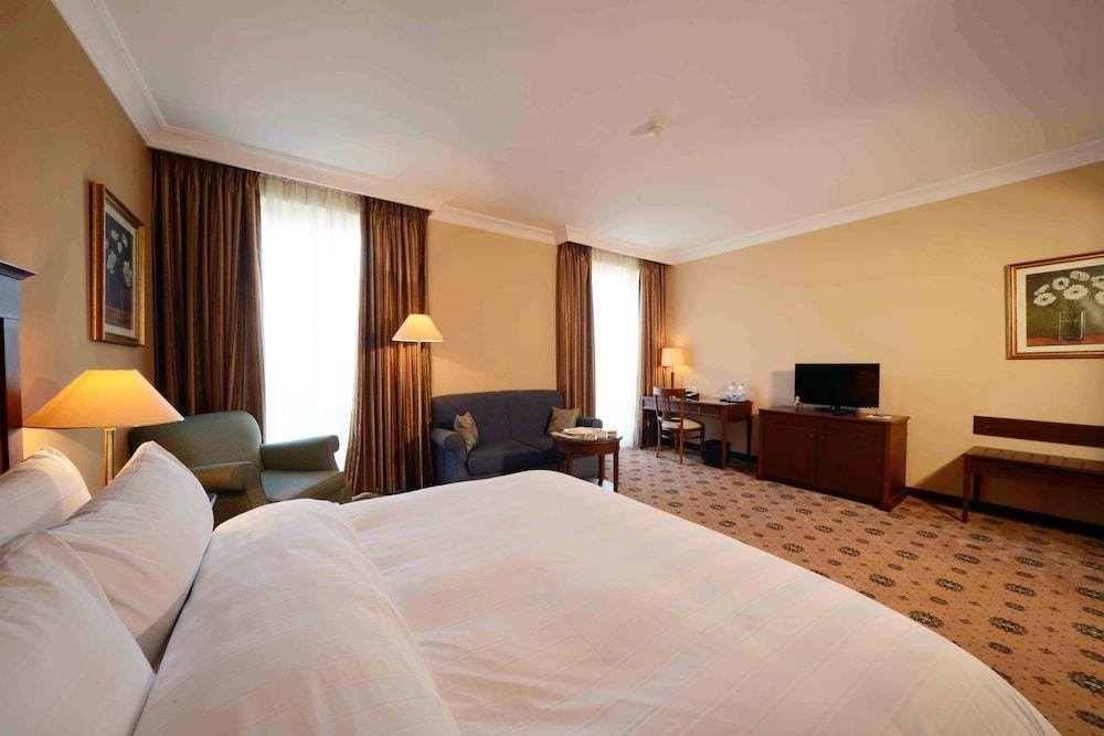 Lotte City Hotels Tashkent Palace Ngoại thất bức ảnh