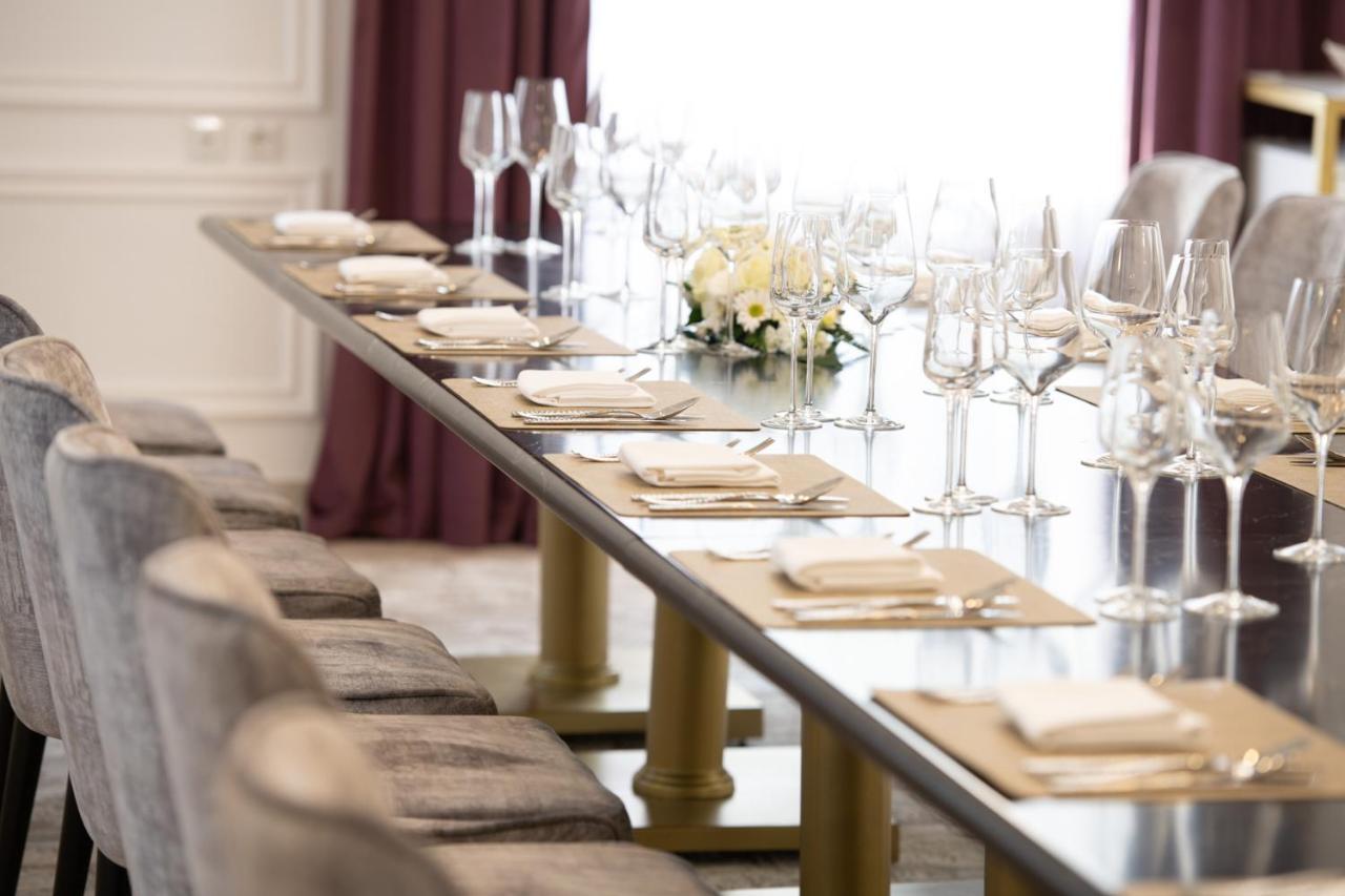 Lotte City Hotels Tashkent Palace Ngoại thất bức ảnh