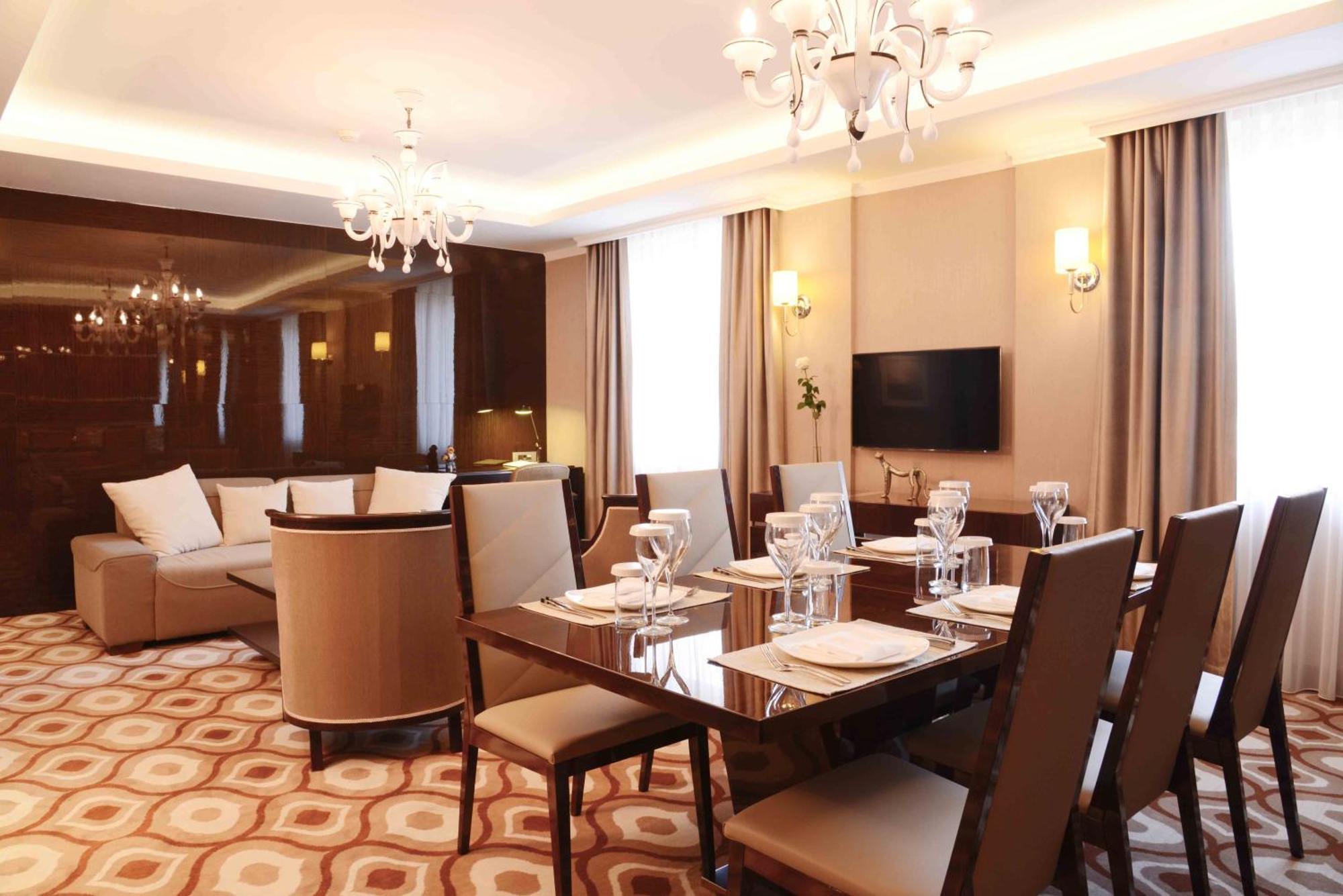 Lotte City Hotels Tashkent Palace Phòng bức ảnh